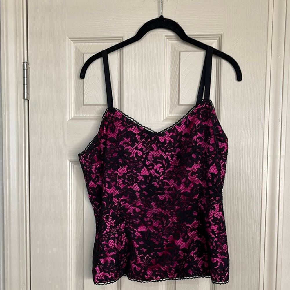 Top Elegant Black and fushia  Lace Women's camisole